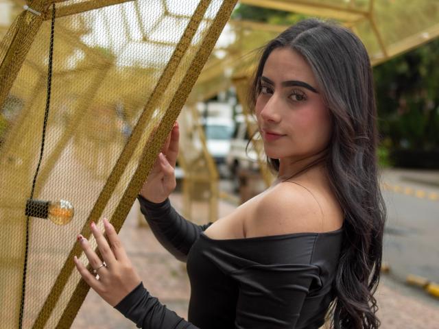 MaddieColins - Live porn &amp; sex cam - 28381364