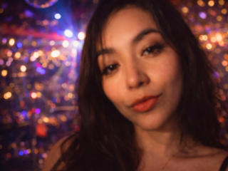 SofieWhiteの詳細情報を見る