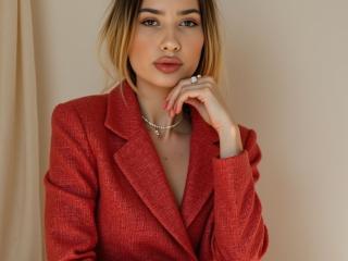 Ver la ficha detallada de ElzaKomx