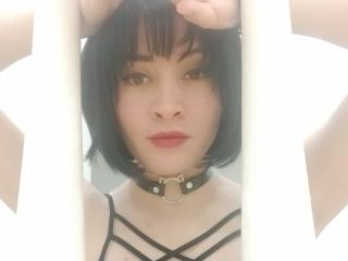 IsisDiosa - Élő pornó és szexkamera - 28385639