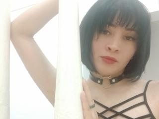 IsisDiosa - Élő pornó és szexkamera - 28385657