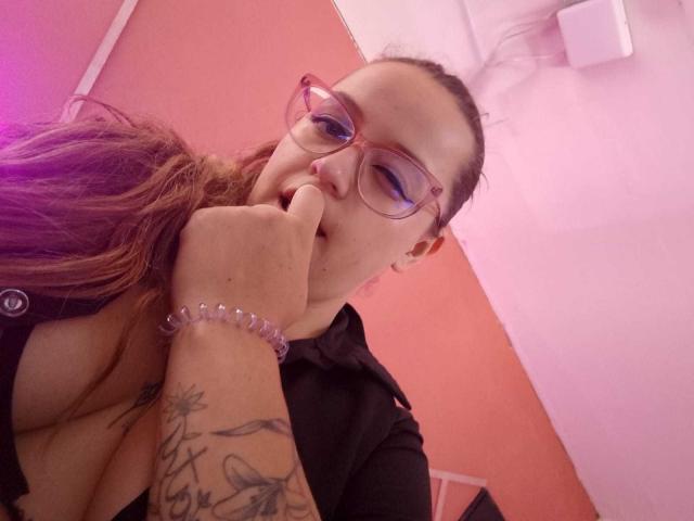 CleareRems - Live sex cam - 28385795