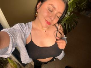 EmaJamesの詳細情報を見る