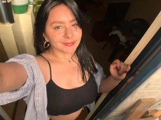 Ver la ficha detallada de EmaJames