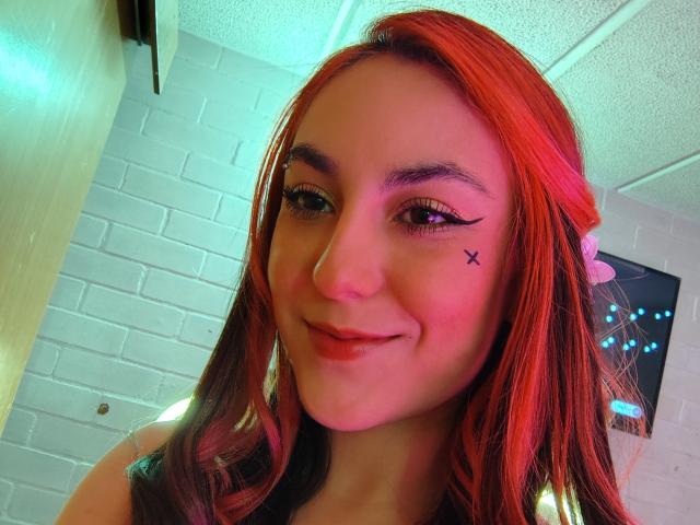 AmyStreetwise69 - Live porn &amp; sex cam - 28389020