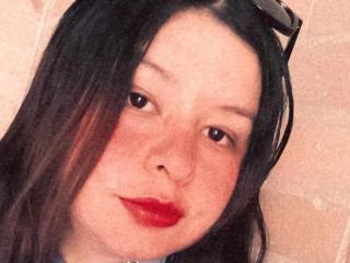 Ver la ficha detallada de DyanaMoon