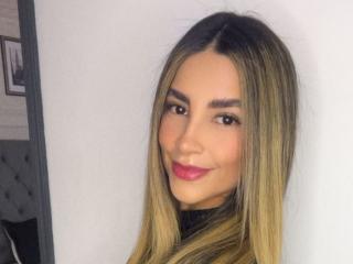 Ver la ficha detallada de SofyaLane