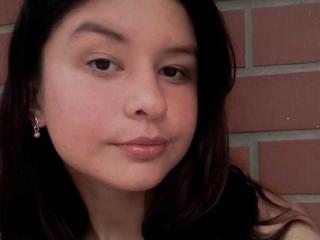 Ver la ficha detallada de DyanaMoon