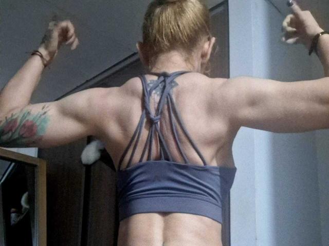 CharlotteFit - сексуальная веб-камера в реальном времени - 28396349