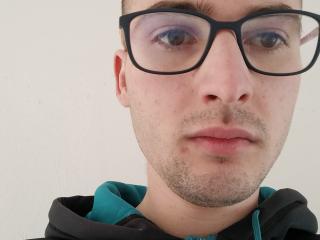 Elcipoton's Model Profile