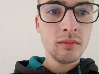 Elcipoton's Model Profile