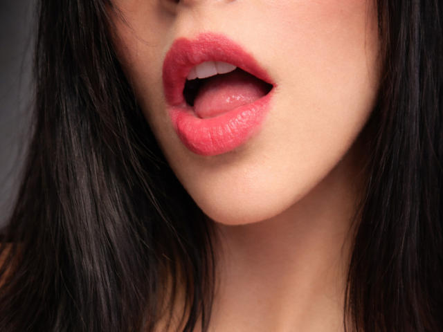 SofieWhite - Live porn &amp; sex cam - 28398176