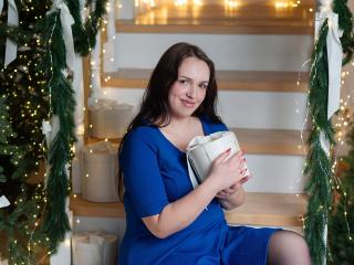 IsabelBlackberry's Model Profile