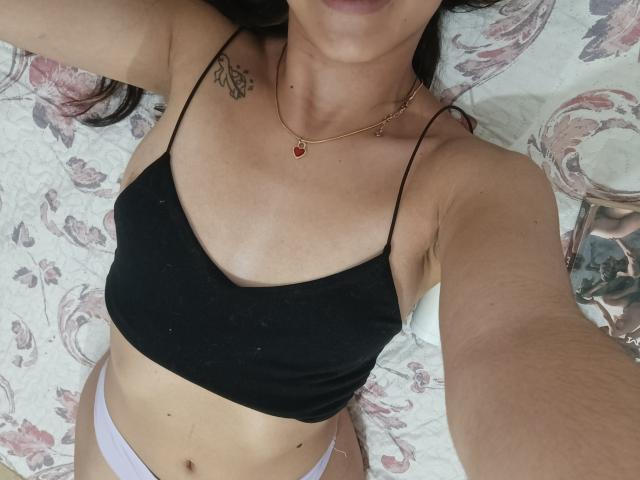 AbigailLarrain - Sexe cam en vivo - 28401026