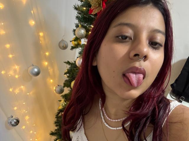 CoralineHale - сексуальная веб-камера в реальном времени - 28401557