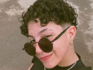 LinaRickier - פורנו בשידור חי ומצלמת סקס - 28401767