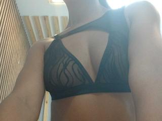 查看NicolleGlory的详细信息