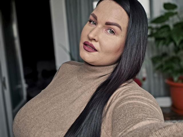 GeorgiaLerox - сексуальная веб-камера в реальном времени - 28404248