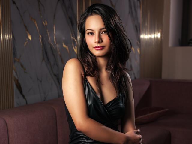 LunaBellee - Live porn &amp; sex cam - 28405400