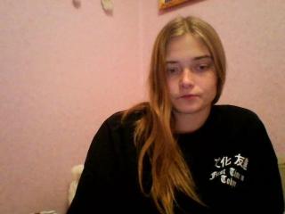 HappyEmily - Live porn &amp; sex cam - 28406243