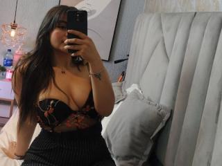 KimDevinne - Live porn &amp; sex cam - 28408088