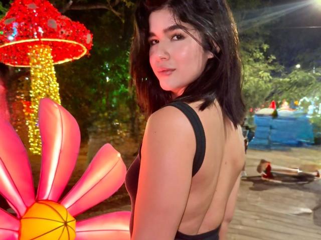 ScarlletZhen - Live porn &amp; sex cam - 28409789