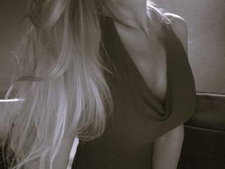 AllysonOriginal - Live porn &amp; sex cam - 28410230