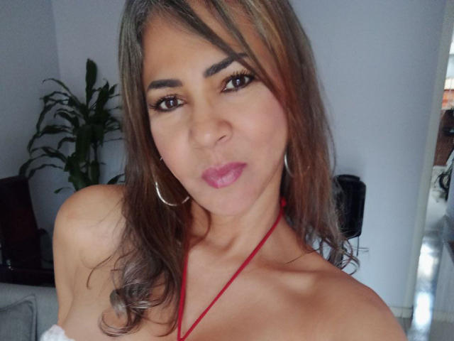 BrigiteWalsh - Live porn &amp; sex cam - 28410887