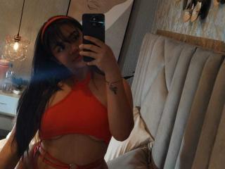 Fișa detaliată a KimDevinne