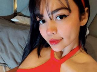 Fișa detaliată a KimDevinne