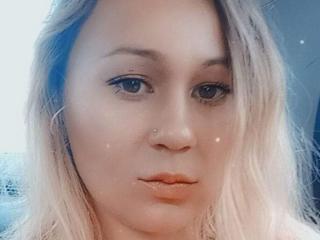 NormaAdams - Live porn &amp; sex cam - 28417796