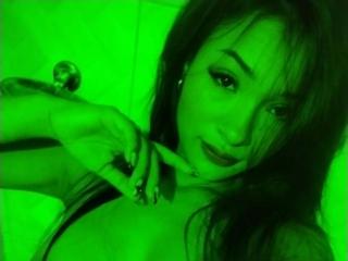 Fișa detaliată a SashaHans