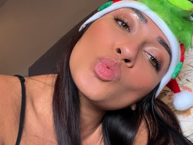 AmelineRousseau - Live porn &amp; sex cam - 28427084