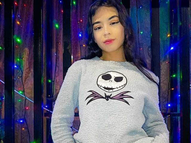 KatherinJohns - Live Sex Cam - 28428230