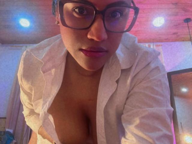 IvannaDuran - Live porn &amp; sex cam - 28428467