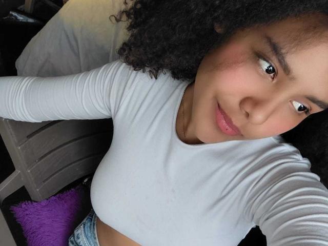 AriaVega - Live porn &amp; sex cam - 28431191