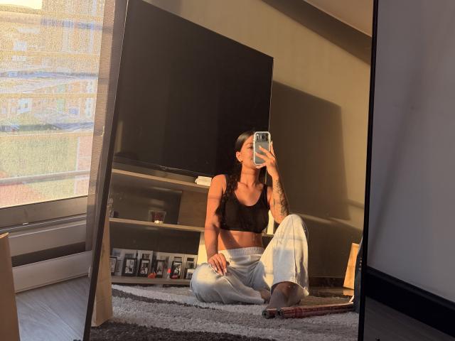 ThaliaAres - Live sex cam - 28432040