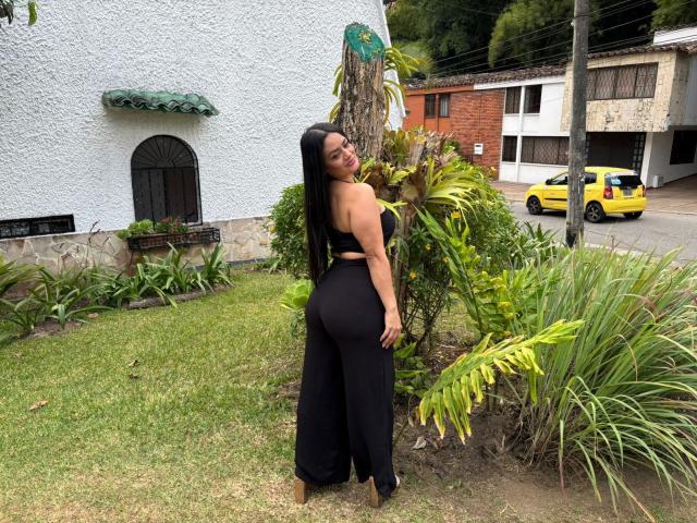 AnissaAli - Porno na żywo i seks kamera - 28433540