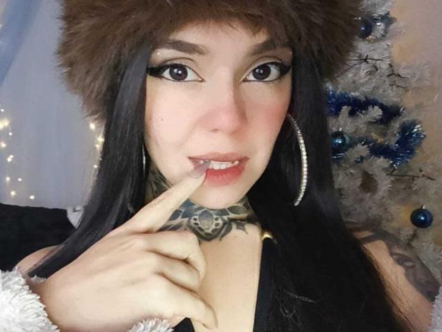 LannieGonzales - Porno na żywo i seks kamera - 28434812