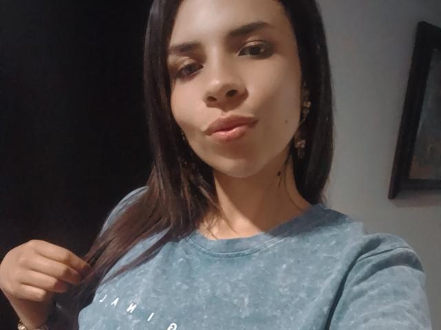 VioletaStone - פורנו בשידור חי ומצלמת סקס - 28435094