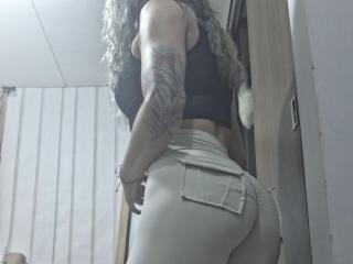 CharlotteFit - Live porn &amp; sex cam - 28436063