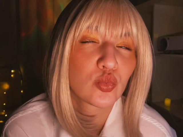 LunaLoverx - Live porn &amp; sex cam - 28436687