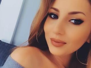 MollyCatharine - Élő pornó és szexkamera - 28436804