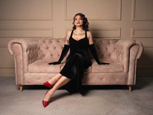 AlexandraSwt - Live sex cam - 28437455