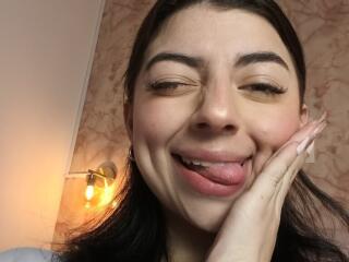 AnntonellaWatson - Live porno og sexkamera - 28437725