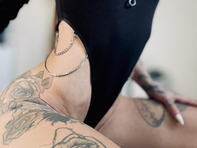 DaneeSoHot - Sexe cam en vivo - 28441520