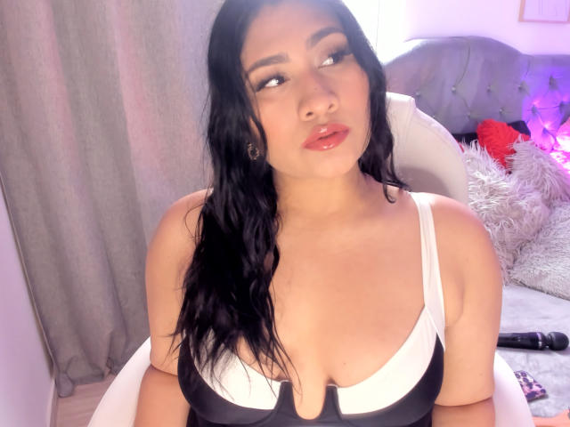 ElyRoss - Live Sex Cam - 28442060