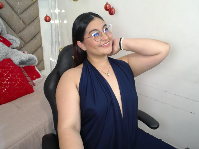 HelueJamil - Live porn &amp; sex cam - 28443221