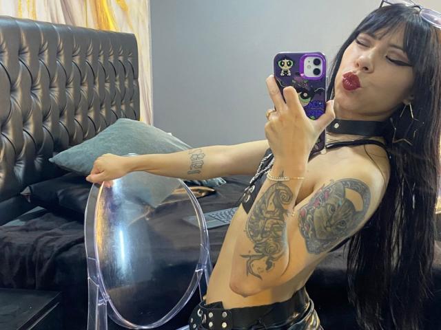 MiaDeLune - Porno na żywo i seks kamera - 28443470