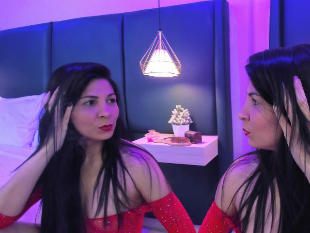 EliseBell - Live porn &amp; sex cam - 28444010